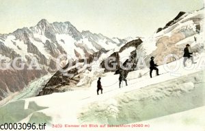Bergsteiger im Eismeer