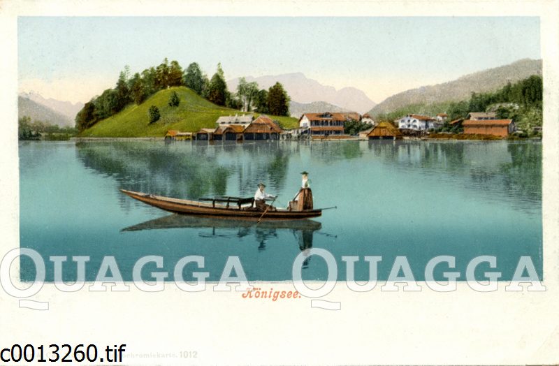 Mann und Frau auf einem Boot im Königssee