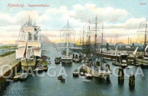 Hamburg: Segelschiffhafen