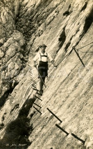 Bergsteiger an einer Steilwand